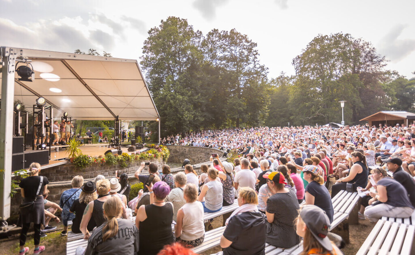 Schillerb&uuml;hne w&auml;hrend der Rosengartenfesttage, &copy; Studio 2.0 - Christian Swiekatowski
