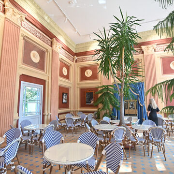 Das Innere der Orangerie mit &Uuml;bergang, &copy; Władysław Czulak / Urząd Miasta Zielona G&oacute;ra